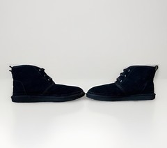 UGG Neumel II Boot Suede 1017320K Black Unisex /Boys Sz 5 EU 37