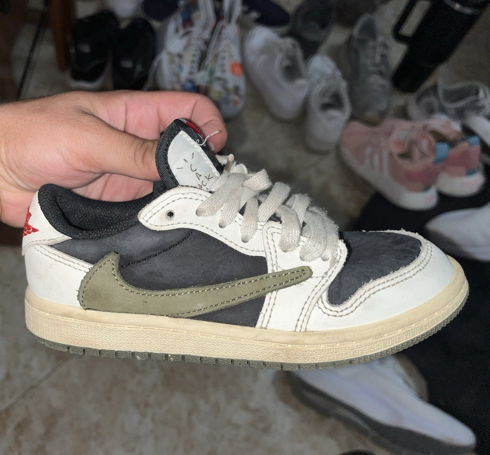 Jordan 1 Retro Low OG SP Travis Scott Olive 13C