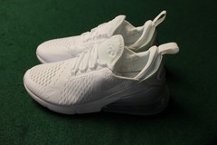 Nike Air Max 270 – White/Metallic Silver – Size 7 (GS)
