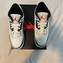 Big Kid’s Jordan 3 Retro „Cement Grey“ Summit Wht/Fire Red (DM0967 106)