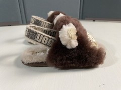 New UGG Toddler Kids Size 11 Fluff Yeah Lion Stuffy Genuine Shearling Slippers