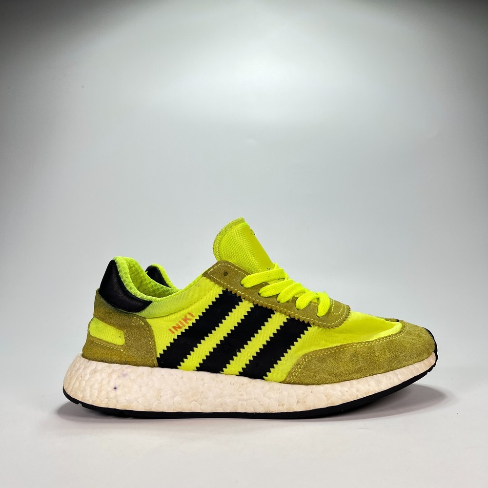 Adidas Iniki Runner Solar Yellow Running Shoes Sneakers BB2094 Youth Size 6.5