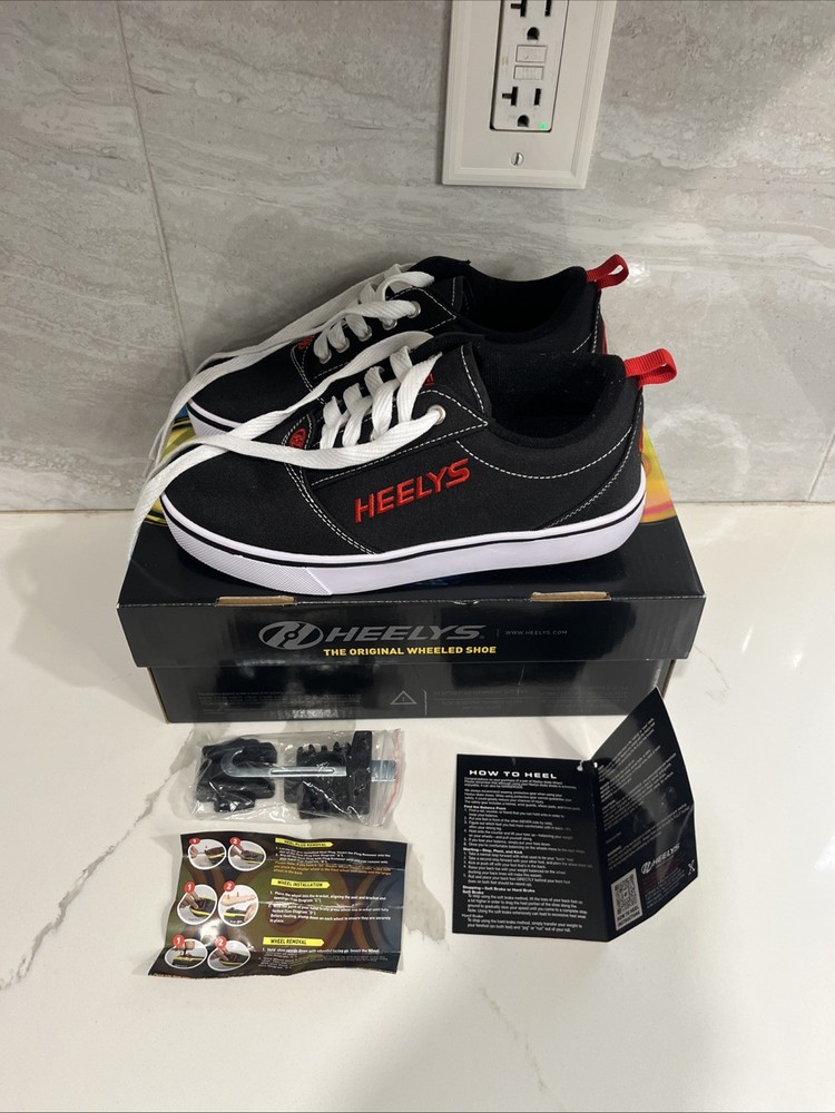 Heelys Pro 20 for Kids Size 5