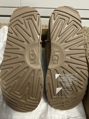 UGG Kids Classic Ultra Mini Bootie Sand Beige Suede US 6 EU 38 1130750K