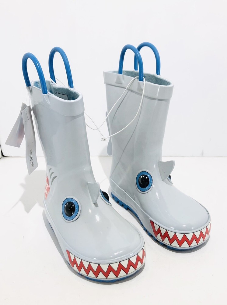 Children’s Rain Boot -Size 7, Roos Shark