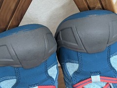 Big Kid’s Merrell Capra Mid Turquoise Waterproof Hiking Boots Size 7