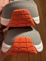 Saucony Cohesion 14 Sneakers Kids Size 4 Grey Orange Youth Athletic Shoes