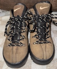 Nike ACG Brown Suede Boots 5.5Y, Vintage Y2K area!