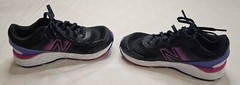 New Balance Kids‘ 680 V6 Hook and Loop Running Shoe Size 12 Child