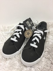 Converse Sneakers Size 1.5 Youth Unisex One Star Gray Skull and Cross Bones NEW
