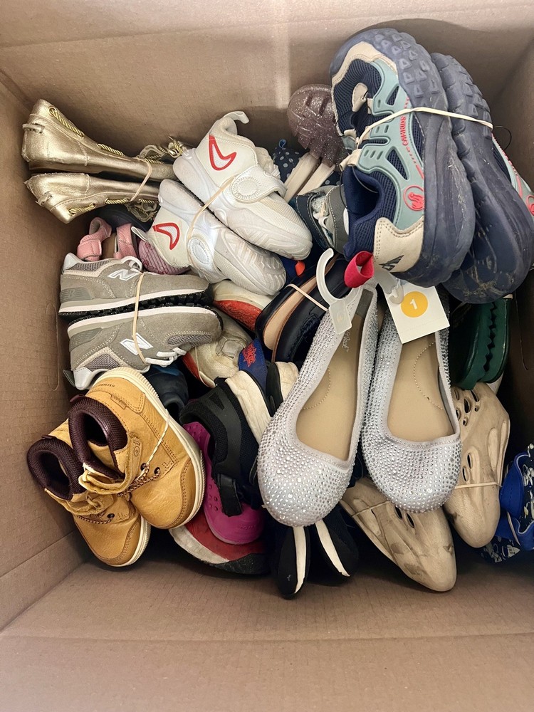 20 – Pair Mixed Shoe Lot : Kids , Casual, Dress, Boots Reseller Wholesale Box