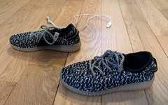 SlickKicks LED Light Up Sneakers Shoes Lace Up Athletic Kids Sz 2 Black & White
