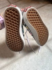 Youth Butterfly Checkerboard Vans, Size US 1.0