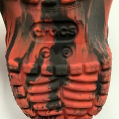 Crocs Classic Kids Red/Black Marbled Clogs Size C6