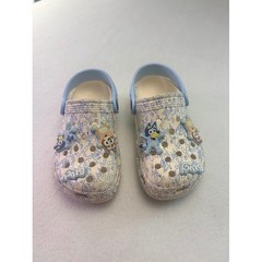 Bluey Clogs Kids Size 10 Cream Blue Good Condition Character Charms Slip On