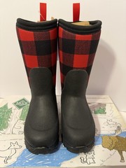 NIB Muck Boot Company Rugged II Kids Waterproof Neoprene Plaid Rain Boots US 10