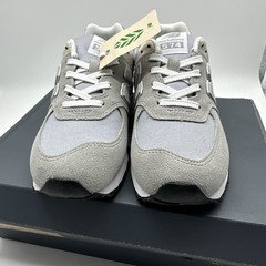 New Balance 574 KIDS SIZE 2 Pc574RD1