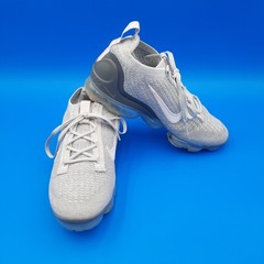 Nike Vapormax Flyknit Running Shoes Youth 6 Gray & Pink Mismatched Swoosh