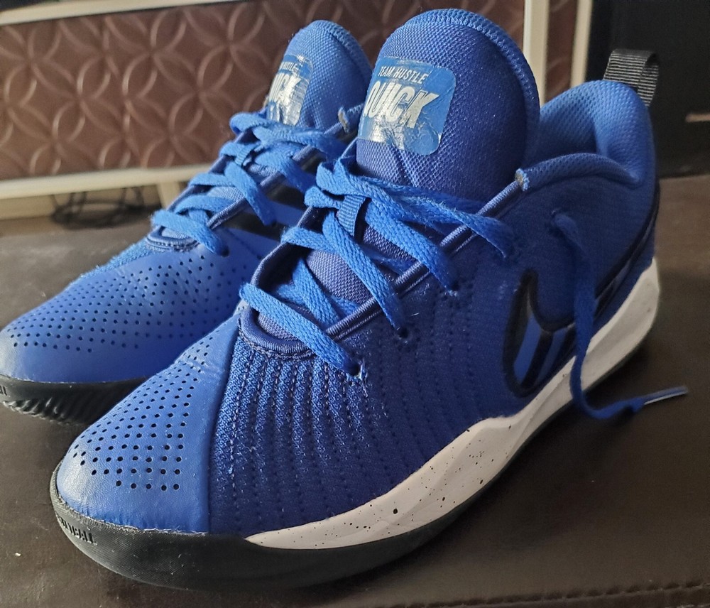 Nike Team Hustle Quick2 GS Running/Basketball Shoes CQ9438-400 Sizec 6Y