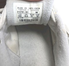 NIKE INDOOR TRAINERS WITH NON MARKING SOLES US Child / Kid Size 13C