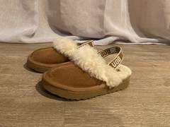 Uggs Kids Funkette Slipper Chestnut Suede Toddler Size 10
