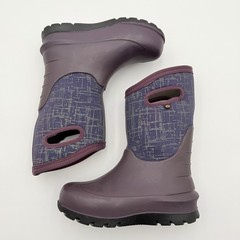 Bogs Neo-Classic Amaze Snow Boots Youth 2 Dark Purple Navy Waterproof Insulated