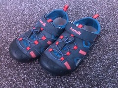 KAMIK “Mantaray” Unisex Navy/Cobalt Blue Sport Sandals~~Size 1