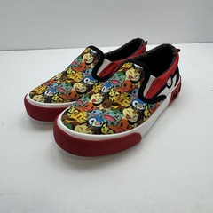Pokemon PIKACHU Slip-On Canvas Ground Up Sneaker Shoes Unisex Youth Size 1