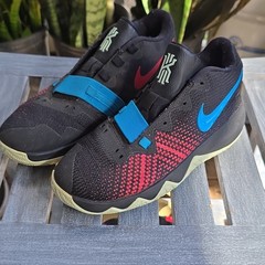 Nike Kyrie Flytrap Kids Basketball Sneakers Black Blue Red US 4Y EU 36 Logo