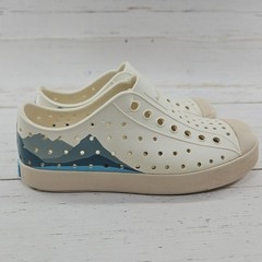 Native Jefferson Mountain Kids C12 Bone Tan Beige Slip On Waterproof Sneakers