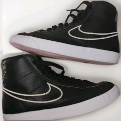 Pre Owned Youth NIKE Blazer Mid 77 Vintage Black And White, 5.5Y