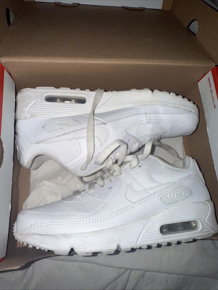 Size 4y (GS) – Nike Air Max 90 Low White – CD6864-100