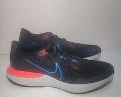 Nike renew run Black/laser Blue/crimson Grade School Size 7Y New