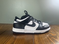 Nike Nike Dunk Low Black/White Colorblock Leather Lace-Up Kids US 1Y