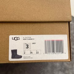 NWT UGG Gray Classic ll short Boot kids size 3