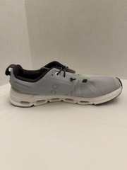 On Cloud Sky Youth Glacier Sage Running Shoes Kids Size 4 3YD11442594