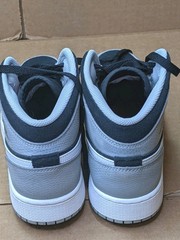Air Jordan 1 Mid SE Elephant Print DM6216-016 Size 7Y Men’s 7 Black Grey White
