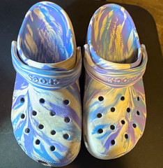 Crocs Classic Clog Women’s Sandals US 7 Marbled Blue White Purple Slip-On