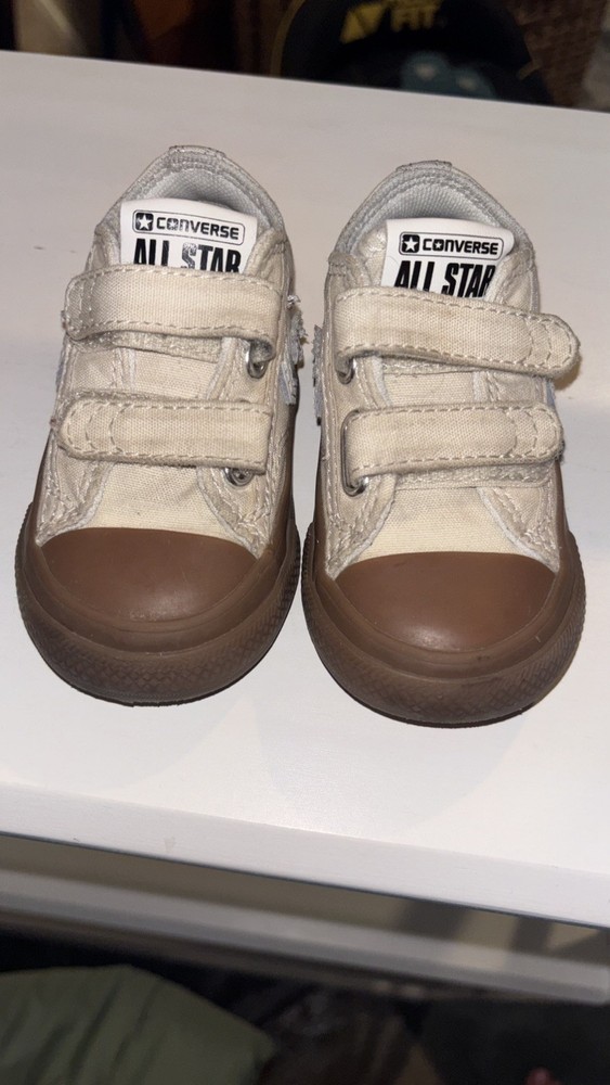 Converse Star Player 76 Gum Rubber Easy-On Sneaker toddlerLight Dune Sz 4