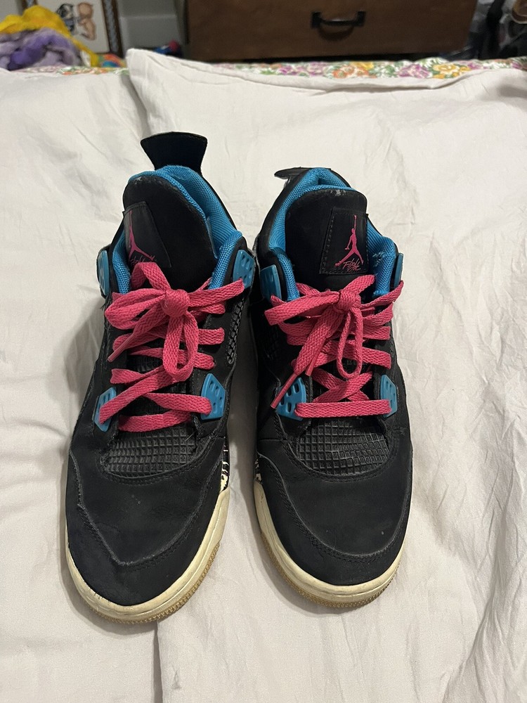 Air Jordan’s Retro 4 Black Vivid Pink 6.5