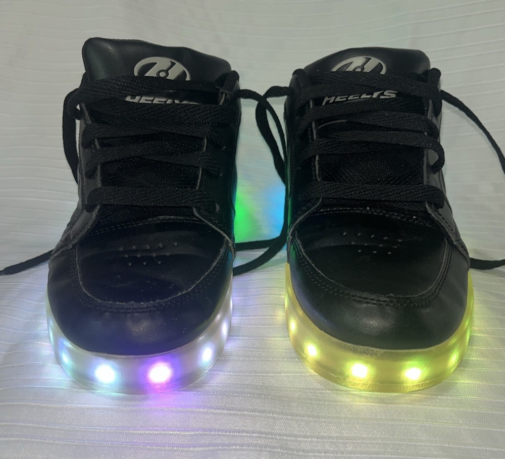 HEELEYS PREMIUM 1 LO LIGHT UP Yth 6 SKATE OUTDOOR INDOOR FUN LED LIGHTS