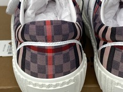 Burberry Kids‘ Mark Check Sneaker, Pale Rose IP Check 34 EU Little Kid B1601