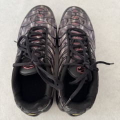 Nike Air Max Plus TN Topography Pack Black & White 7Y Running Shoes DJ4622-001