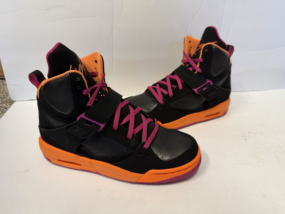 Size 6 (GS) – Nike Air Jordan Basketball Flight 45 High Black – 524864-028