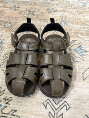 Sandals For A Boy Size 11