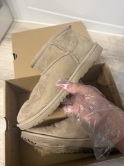 UGG Kids‘ Classic Ultra Mini Bootie Dune Suede Ankle Flat Youth 6 1130750K