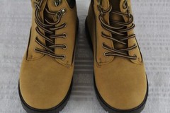 Fabkids Lumber Boots Size 1 Color Bone Brown NWOB