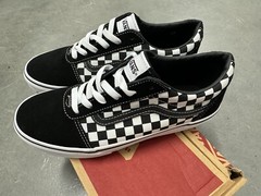 NIB Vans Old Skool – Primary Check Black/White – Juniors Sz 6Y/EU 38