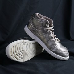 Air Jordan 1 Mid PS AV5173-200 Metallic Pewter Silver Kids Size 2.5Y