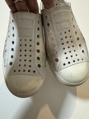 Native Jefferson Shell White Slip On Shoes Kids Size 13c Play